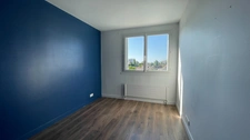 Appartement T3 à vendre, 3 pièces Dernier étage – Balcon – Parking – Cave – Proche gare LES CLAYES SOUS BOIS (78)