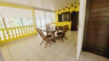 Dpt Guyane (973), à vendre  maison P7  - Terrain de 813  
