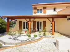 Cestas Quartier Pierrettes – Maison familiale 142 m², 5 chambres, à deux pas des écoles et commerces. 