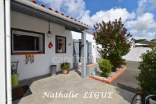 Vendée (85) entre CHALLANS et NOIRMOUTIER BEAUVOIR sur MER  Maison à vendre 8 pièces , 160 m², 4 chambres , 1 bureau ,3 WC garage terrain clos 1543m²