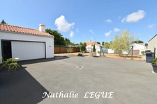Vendée (85) entre CHALLANS et NOIRMOUTIER BEAUVOIR sur MER  Maison à vendre 8 pièces , 160 m², 4 chambres , 1 bureau ,3 WC garage terrain clos 1543m²