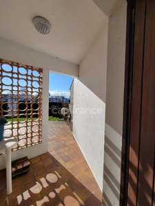 ( 85 ) Vendée entre NOIRMOUTIER , PORNIC et CHALLANS à vendre centre ville  BEAUVOIR SUR MER maison 7 pièces , 181 m² ,4 chambres , garage , terrain clos de 396 m²