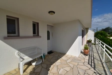 BEAUVOIR SUR MER ( 85 ) proche centre ville entre CHALLANS et NOIRMOUTIER  Maison à VENDRE en vente à terme libre , 3 chambres , 2 WC , garage terrain clos 800 m² puits