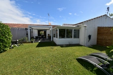Vendée LA BARRE DE MONTS (85) Proche forêt , plage et NOIRMOUTIER Maison à Vendre en VIAGER OCCUPE 7 pièces 3 chambres, 1 bureau , véranda , garage terrain clos 515 m²