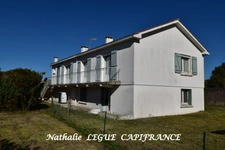 VENDEE ( 85 ) Maison à vendre 10 pièces LA BARRE DE MONTS Proche MER, PLAGES ,FORET,  NOIRMOUTIER, 153 m² ,5 chambres, 3 WC , 2 salles d'eau , 1 salle de bains 1871m² terrain clos , puits, garage