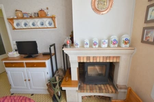 BEAUVOIR SUR MER ( 85 ) proche centre ville entre CHALLANS et NOIRMOUTIER  Maison à VENDRE en vente à terme libre , 3 chambres , 2 WC , garage terrain clos 800 m² puits