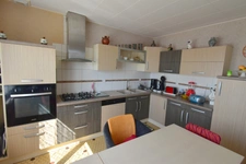 BEAUVOIR SUR MER ( 85 ) proche centre ville entre CHALLANS et NOIRMOUTIER  Maison à VENDRE en vente à terme libre , 3 chambres , 2 WC , garage terrain clos 800 m² puits