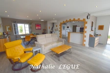 Vendée (85) entre CHALLANS et NOIRMOUTIER BEAUVOIR sur MER  Maison à vendre 8 pièces , 160 m², 4 chambres , 1 bureau ,3 WC garage terrain clos 1543m²