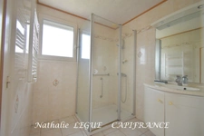 Maison 196 m² à vendre 11 pièces NOTRE DAME DE MONTS (85) 6 chambres , 2 locatifs , 3 garages , 1 puits terrain clos 1685m²