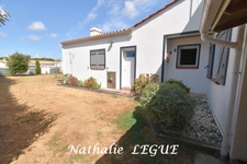 Vendée (85) entre CHALLANS et NOIRMOUTIER BEAUVOIR sur MER  Maison à vendre 8 pièces , 160 m², 4 chambres , 1 bureau ,3 WC garage terrain clos 1543m²