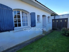 ( 85 ) Vendée entre NOIRMOUTIER , PORNIC et CHALLANS à vendre centre ville  BEAUVOIR SUR MER maison 7 pièces , 181 m² ,4 chambres , garage , terrain clos de 396 m²