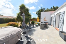 Vendée (85) entre CHALLANS et NOIRMOUTIER BEAUVOIR sur MER  Maison à vendre 8 pièces , 160 m², 4 chambres , 1 bureau ,3 WC garage terrain clos 1543m²