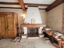 ( 85 ) Vendée entre NOIRMOUTIER , PORNIC et CHALLANS à vendre centre ville  BEAUVOIR SUR MER maison 7 pièces , 181 m² ,4 chambres , garage , terrain clos de 396 m²