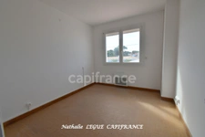 FROMENTINE ( 85 ) Vendée centre bourg , plage , MER  , proche NOIRMOUTIER Appartement à vendre séjour , 1 chambre , salle d'eau / WC , parking