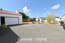 Vendée (85) entre CHALLANS et NOIRMOUTIER BEAUVOIR sur MER  Maison à vendre 8 pièces , 160 m², 4 chambres , 1 bureau ,3 WC garage terrain clos 1543m²