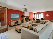 Maison familiale 5 pièces 130m2 4 chambres, piscine chauffée