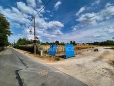 Terrain viabilisé à bâtir - 647,00 m² - Libre constructeur