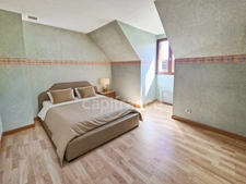 Maison familiale 5 pièces 130m2 4 chambres, piscine chauffée