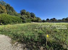 Terrain viabilisé à bâtir - 647,00 m² - Libre constructeur