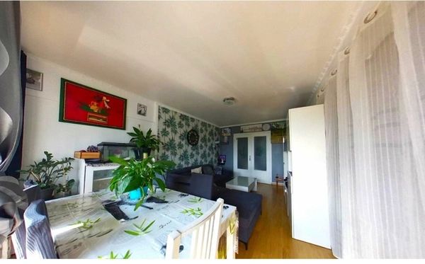 appartement à vendre 5 pièces  (95)