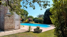 Maison de maître 10 pièces , dépendance 140m² , piscine 1h de Bordeaux, 3h de Paris