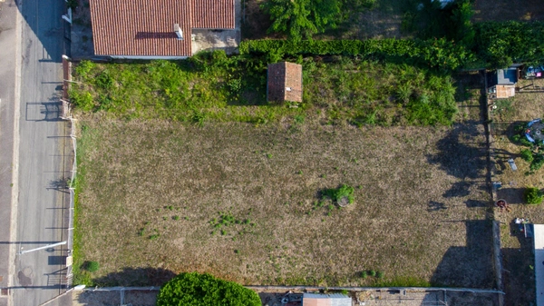 Terrain constructible à CLAIRAC (47) , 1h de Bordeaux , 3h30 de Paris en train