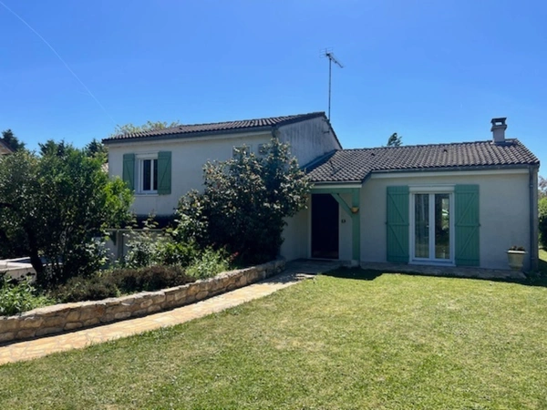 Maison 133m² - 3 chambres- véranda climatisée - bureau indépendant 