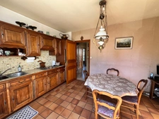 CHÂTELLERAULT – Maison familiale 152 m² – 5 chambres – Vie de plain-pied – Terrain 1 000 m²