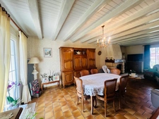Maison sur sous sol 4 chambres -1500m² de terrain