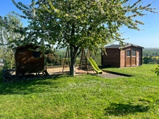 4-bedroom house with garden - with a view 
