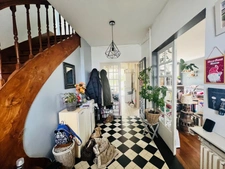 Family home 140 m² – Town center – Garden, garage, outbuilding