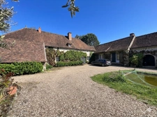 Propriété de charme bord de riviére 242m² 
