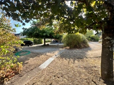 Maison de caractère rénovée – 182 m² – Studio indépendant 31m² – Garage de 117 m² – Terrain clos de 2 235 m²
