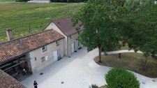 157m2 farmhouse with superb land and very large garage
