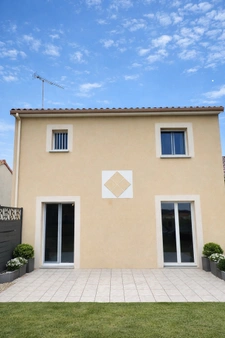 Maison 3 chambres, jardin, et garage
