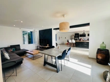 Charming 135m² farmhouse 