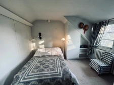 Family home of 300m² located 8 minutes north of Châtellerault
