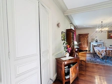 Mansion property in CHATELLERAULT (86)