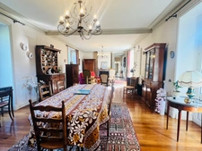 Mansion property in CHATELLERAULT (86)
