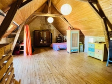 Maison 155m² rénovée + 2 granges 280 m²