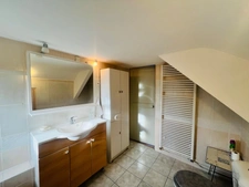 House 75m², 2 bedrooms, garden and outbuildings 