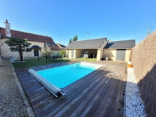Propriété rénovée 315m² avec Piscine