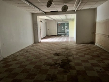 MAISON DE VILLAGE ATYPIQUE AVEC GRAND POTENTIEL