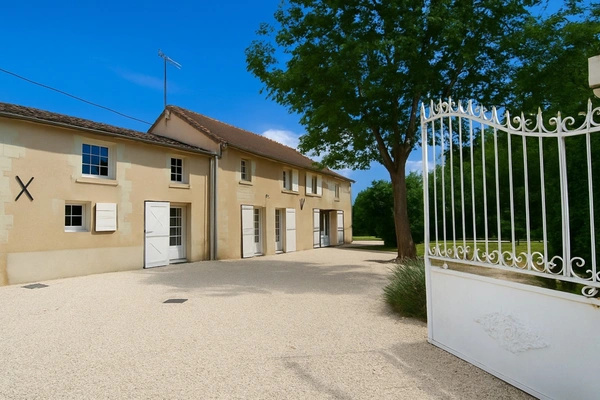 Longère 157m2 avec superbe terrain et très grand garage
