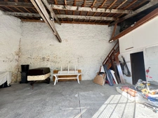 Maison de bourg 100m² - 3 chambres et dépendances  SAINT SAUVEUR (86)