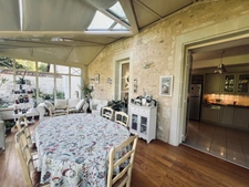 Mansion property in CHATELLERAULT (86)