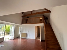 CHARACTERFUL LONGHOUSE – 230 m² – CHARM, SPACIOUSNESS & AUTHENTICITY – 20 MINUTES NORTH OF CHÂTELLERAULT