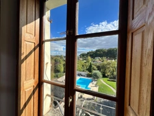 SUPERB 250 SQM STONE HOUSE – CHARM, SPACIOUS ROOMS AND HEATED POOL – 10 min north of Châtellerault