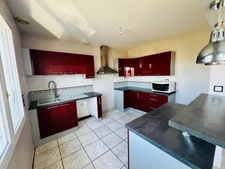 Grande maison 145m² - 4/6 chambres + jardin et garage proche Leclerc