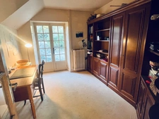 Family home of 300m² located 8 minutes north of Châtellerault